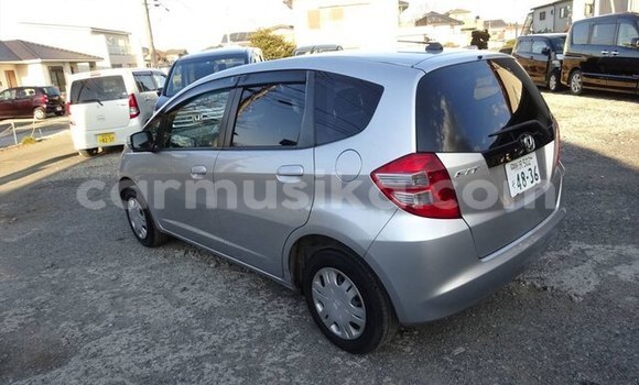 Nunua Ilio tumika Honda Fit Fedha Gari ndani ya Beitbridge nchini Matabeleland Kusini Nunua Ilio tumika Honda Fit Fedha Gari ndani ya Beitbridge nchini Matabeleland Kusini