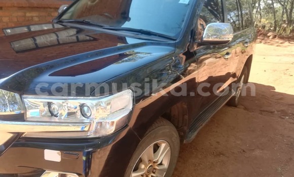Buy Used Toyota Land Cruiser Black Car in Harare in Harare Buy Used Toyota Land Cruiser Black Car in Harare in Harare