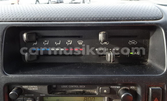 Acheter Occasion Utilitaire Toyota Dyna Gris à Beitbridge, Matabeleland South Acheter Occasion Utilitaire Toyota Dyna Gris à Beitbridge, Matabeleland South