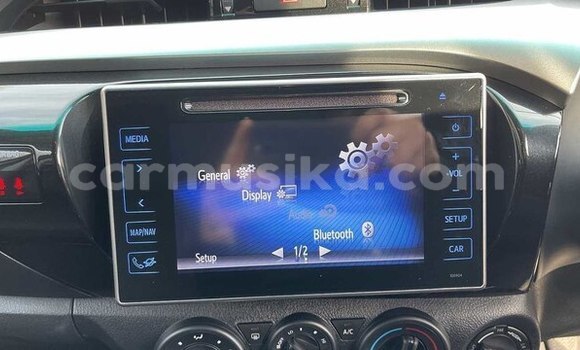 Acheter Occasion Voiture Toyota Hilux Beige à Beitbridge, Matabeleland South Acheter Occasion Voiture Toyota Hilux Beige à Beitbridge, Matabeleland South