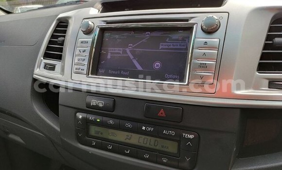 Nunua Ilio tumika Toyota Hilux Nyeusi Gari ndani ya Beitbridge nchini Matabeleland Kusini Nunua Ilio tumika Toyota Hilux Nyeusi Gari ndani ya Beitbridge nchini Matabeleland Kusini