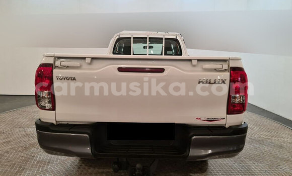 Acheter Occasion Voiture Toyota Hilux Blanc à Beitbridge, Matabeleland South Acheter Occasion Voiture Toyota Hilux Blanc à Beitbridge, Matabeleland South