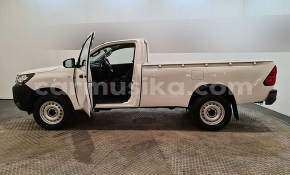 Acheter Occasion Voiture Toyota Hilux Blanc à Beitbridge, Matabeleland South Acheter Occasion Voiture Toyota Hilux Blanc à Beitbridge, Matabeleland South