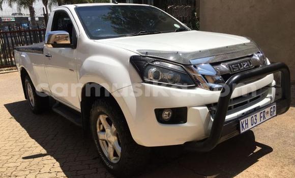 Acheter Occasion Voiture Isuzu KB Blanc à Beitbridge, Matabeleland South Acheter Occasion Voiture Isuzu KB Blanc à Beitbridge, Matabeleland South