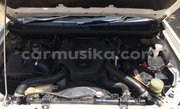 Acheter Occasion Voiture Isuzu KB Blanc à Beitbridge, Matabeleland South Acheter Occasion Voiture Isuzu KB Blanc à Beitbridge, Matabeleland South