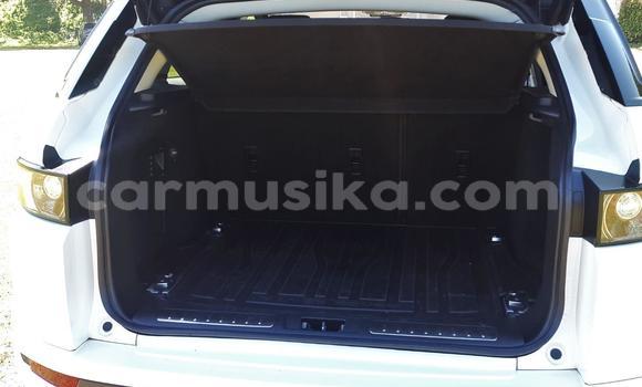 Buy Used Range Rover Range Rover White Car in Beitbridge in Matabeleland South Buy Used Range Rover Range Rover White Car in Beitbridge in Matabeleland South