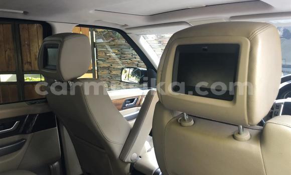 Buy Used Range Rover Range Rover Silver Car in Beitbridge in Matabeleland South Buy Used Range Rover Range Rover Silver Car in Beitbridge in Matabeleland South