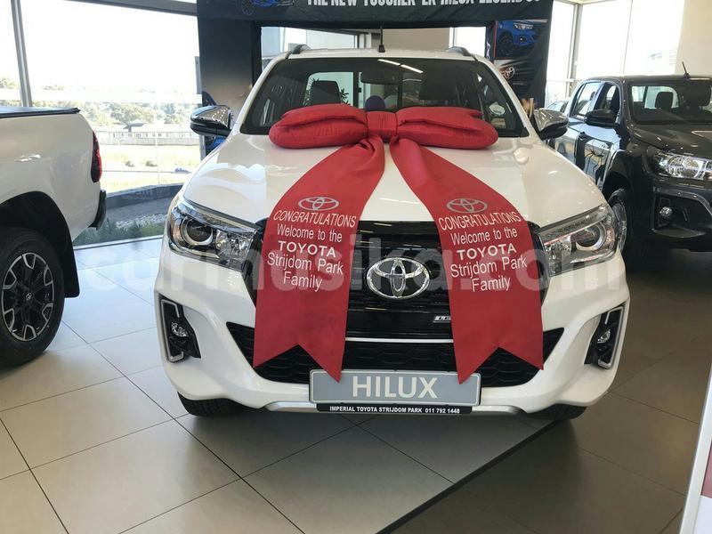 Big with watermark toyota hilux matabeleland south beitbridge 27490