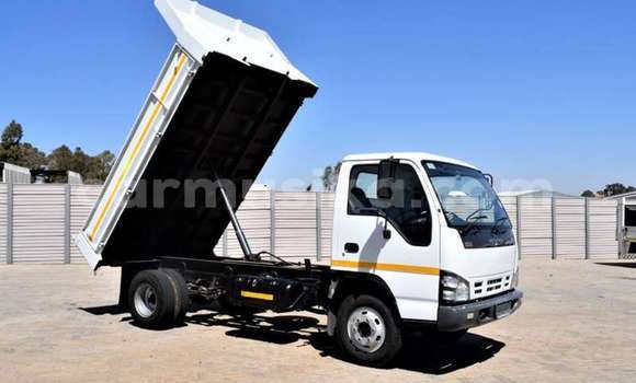 Buy Used Isuzu FTR 850 White Truck in Beitbridge in Matabeleland South Buy Used Isuzu FTR 850 White Truck in Beitbridge in Matabeleland South