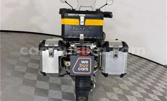 Acheter Occasion Moto BMW F 700 Marron à Beitbridge, Matabeleland South Acheter Occasion Moto BMW F 700 Marron à Beitbridge, Matabeleland South