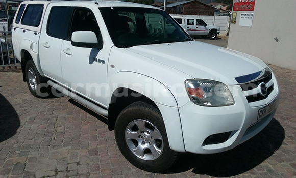 Acheter Occasion Voiture Mazda BT-50 Blanc à Beitbridge, Matabeleland South Acheter Occasion Voiture Mazda BT-50 Blanc à Beitbridge, Matabeleland South