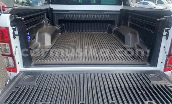 Acheter Occasion Voiture Ford Ranger Blanc à Beitbridge, Matabeleland South Acheter Occasion Voiture Ford Ranger Blanc à Beitbridge, Matabeleland South