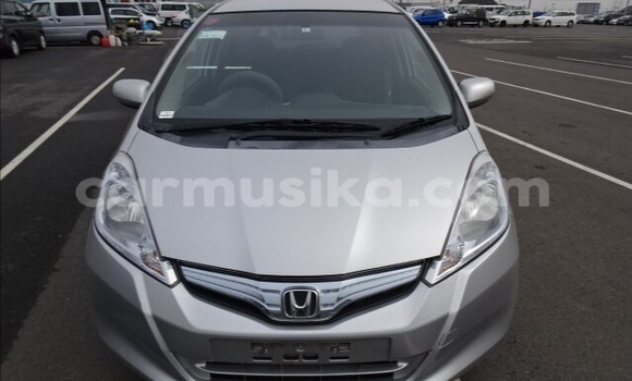 Acheter Occasion Voiture Honda Fit Gris à Beitbridge, Matabeleland South Acheter Occasion Voiture Honda Fit Gris à Beitbridge, Matabeleland South