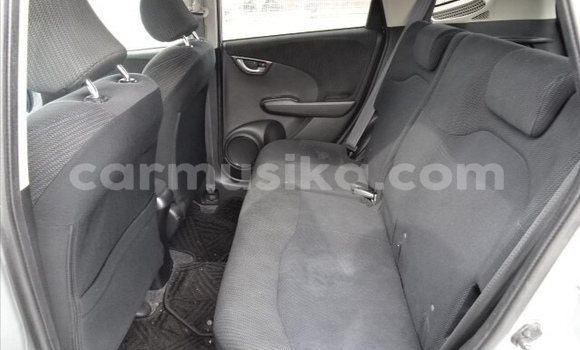 Acheter Occasion Voiture Honda Fit Gris à Beitbridge, Matabeleland South Acheter Occasion Voiture Honda Fit Gris à Beitbridge, Matabeleland South