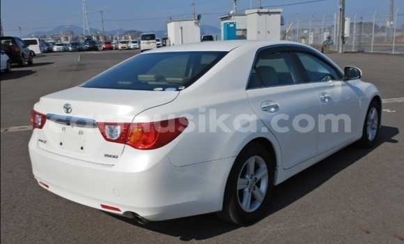 Acheter Occasion Voiture Toyota Mark X Blanc à Beitbridge, Matabeleland South Acheter Occasion Voiture Toyota Mark X Blanc à Beitbridge, Matabeleland South