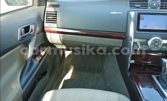 Acheter Occasion Voiture Toyota Mark X Blanc à Beitbridge, Matabeleland South Acheter Occasion Voiture Toyota Mark X Blanc à Beitbridge, Matabeleland South