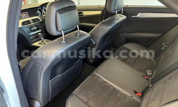 Tenga Tsaru Mercedes‒Benz C–Class Chena Mota in Beitbridge in Matabeleland South Tenga Tsaru Mercedes‒Benz C–Class Chena Mota in Beitbridge in Matabeleland South