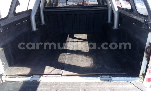 Acheter Occasion Voiture Mazda BT-50 Blanc à Beitbridge, Matabeleland South Acheter Occasion Voiture Mazda BT-50 Blanc à Beitbridge, Matabeleland South