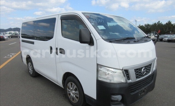 Acheter Occasion Voiture Nissan Caravan Blanc à Beitbridge, Matabeleland South Acheter Occasion Voiture Nissan Caravan Blanc à Beitbridge, Matabeleland South