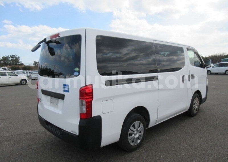 Big with watermark nissan caravan matabeleland south beitbridge 27514