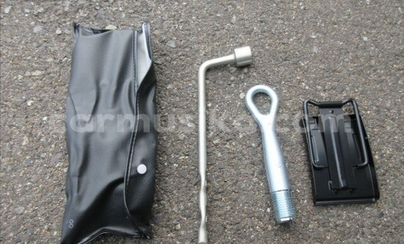 Acheter Occasion Voiture Nissan Caravan Blanc à Beitbridge, Matabeleland South Acheter Occasion Voiture Nissan Caravan Blanc à Beitbridge, Matabeleland South