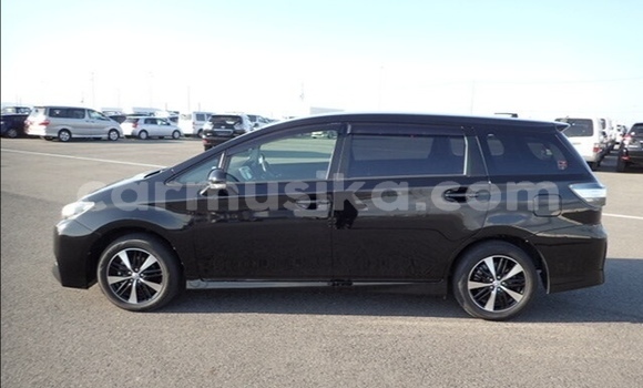 Nunua Ilio tumika Toyota Wish Nyeusi Gari ndani ya Beitbridge nchini Matabeleland Kusini