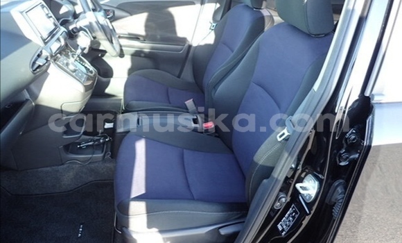 Acheter Occasion Voiture Toyota Wish Noir à Beitbridge, Matabeleland South Acheter Occasion Voiture Toyota Wish Noir à Beitbridge, Matabeleland South