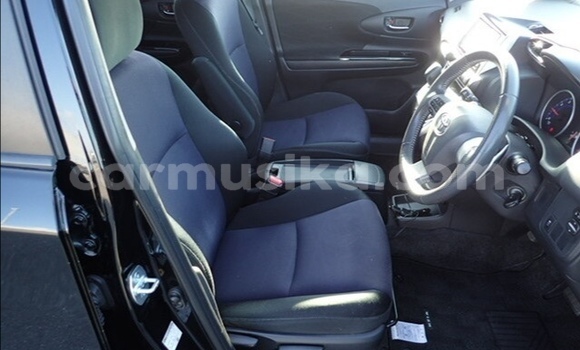 Acheter Occasion Voiture Toyota Wish Noir à Beitbridge, Matabeleland South Acheter Occasion Voiture Toyota Wish Noir à Beitbridge, Matabeleland South