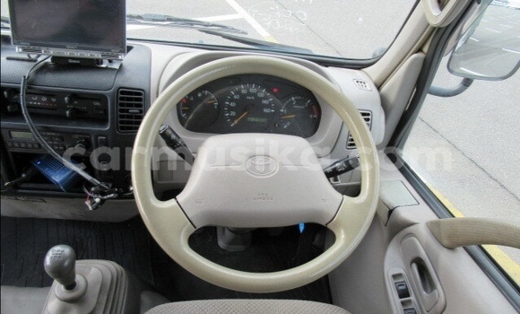 Acheter Occasion Voiture Toyota Dyna Blanc à Beitbridge, Matabeleland South Acheter Occasion Voiture Toyota Dyna Blanc à Beitbridge, Matabeleland South