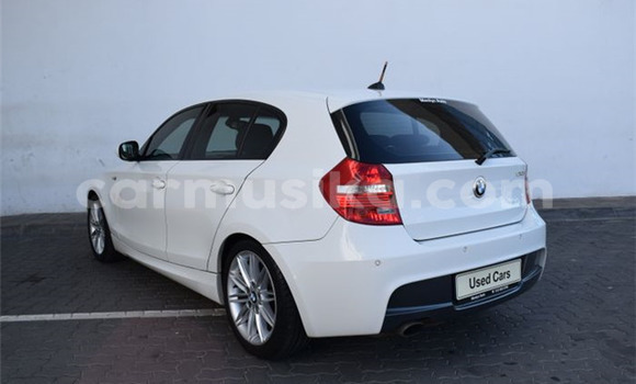 Buy Used BMW 1er White Car in Beitbridge in Matabeleland South Buy Used BMW 1er White Car in Beitbridge in Matabeleland South