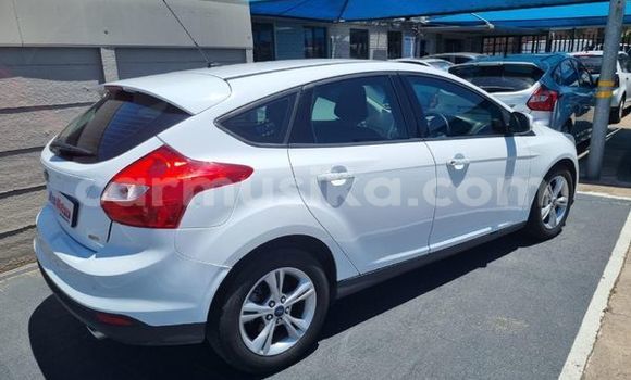 Nunua Ilio tumika Ford Focus Nyeupe Gari ndani ya Beitbridge nchini Matabeleland Kusini