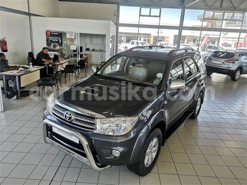 Big with watermark toyota fortuner matabeleland south beitbridge 27527