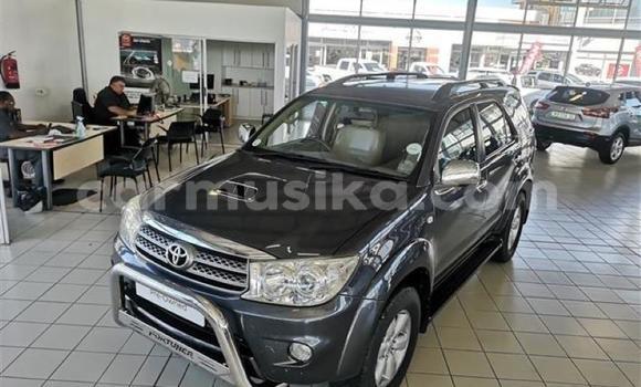 Acheter Occasion Voiture Toyota Fortuner Autre à Beitbridge, Matabeleland South Acheter Occasion Voiture Toyota Fortuner Autre à Beitbridge, Matabeleland South