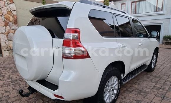 Acheter Occasion Voiture Toyota Land Cruiser Prado Blanc à Beitbridge, Matabeleland South Acheter Occasion Voiture Toyota Land Cruiser Prado Blanc à Beitbridge, Matabeleland South