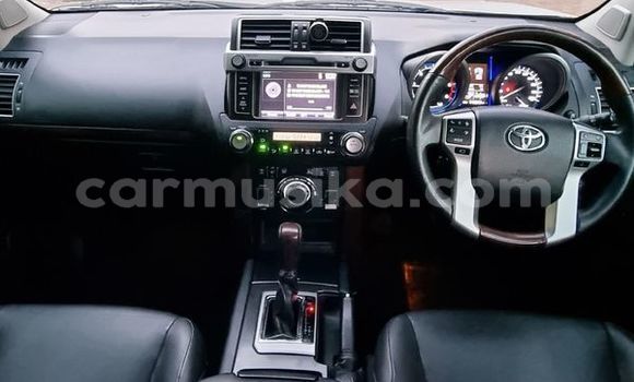 Acheter Occasion Voiture Toyota Land Cruiser Prado Blanc à Beitbridge, Matabeleland South Acheter Occasion Voiture Toyota Land Cruiser Prado Blanc à Beitbridge, Matabeleland South