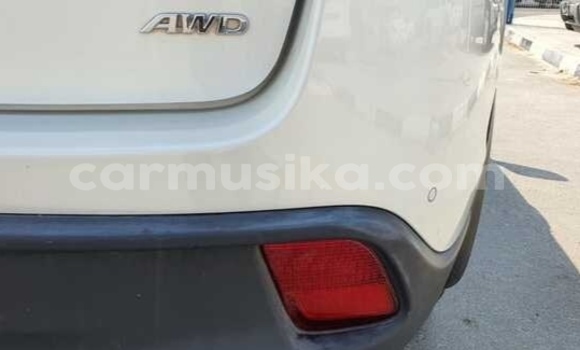 Acheter Occasion Voiture Toyota Kluger Blanc à Beitbridge, Matabeleland South Acheter Occasion Voiture Toyota Kluger Blanc à Beitbridge, Matabeleland South