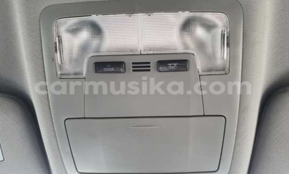 Acheter Occasion Voiture Toyota Kluger Blanc à Beitbridge, Matabeleland South Acheter Occasion Voiture Toyota Kluger Blanc à Beitbridge, Matabeleland South