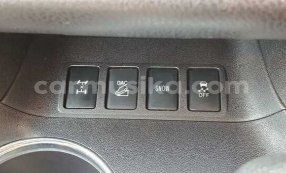 Acheter Occasion Voiture Toyota Kluger Blanc à Beitbridge, Matabeleland South Acheter Occasion Voiture Toyota Kluger Blanc à Beitbridge, Matabeleland South