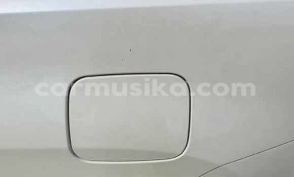 Acheter Occasion Voiture Toyota Kluger Blanc à Beitbridge, Matabeleland South Acheter Occasion Voiture Toyota Kluger Blanc à Beitbridge, Matabeleland South