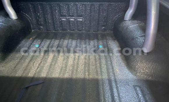 Acheter Occasion Voiture Isuzu KB Blanc à Beitbridge, Matabeleland South Acheter Occasion Voiture Isuzu KB Blanc à Beitbridge, Matabeleland South