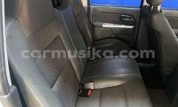 Acheter Occasion Voiture Isuzu KB Blanc à Beitbridge, Matabeleland South Acheter Occasion Voiture Isuzu KB Blanc à Beitbridge, Matabeleland South