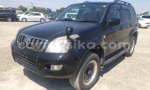 Acheter Occasion Voiture Toyota Land Cruiser Noir à Beitbridge, Matabeleland South Acheter Occasion Voiture Toyota Land Cruiser Noir à Beitbridge, Matabeleland South