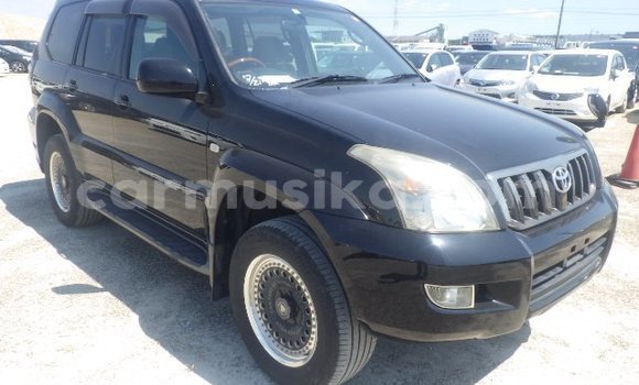 Acheter Occasion Voiture Toyota Land Cruiser Noir à Beitbridge, Matabeleland South Acheter Occasion Voiture Toyota Land Cruiser Noir à Beitbridge, Matabeleland South