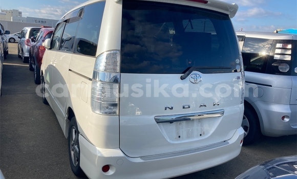 Buy Used Toyota Noah Other Car in Beitbridge in Matabeleland South Buy Used Toyota Noah Other Car in Beitbridge in Matabeleland South