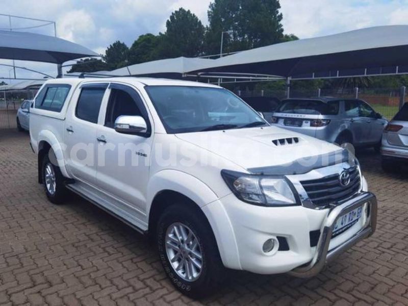 Big with watermark toyota hilux matabeleland south beitbridge 27547