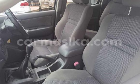 Acheter Occasion Voiture Toyota Hilux Blanc à Beitbridge, Matabeleland South Acheter Occasion Voiture Toyota Hilux Blanc à Beitbridge, Matabeleland South