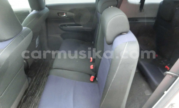 Nunua Ilio tumika Toyota Wish Nyeupe Gari ndani ya Beitbridge nchini Matabeleland Kusini Nunua Ilio tumika Toyota Wish Nyeupe Gari ndani ya Beitbridge nchini Matabeleland Kusini