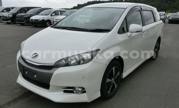 Nunua Ilio tumika Toyota Wish Nyeupe Gari ndani ya Beitbridge nchini Matabeleland Kusini Nunua Ilio tumika Toyota Wish Nyeupe Gari ndani ya Beitbridge nchini Matabeleland Kusini