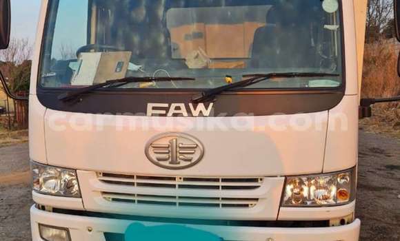 Acheter Occasion Utilitaire DAF LF Blanc à Beitbridge, Matabeleland South Acheter Occasion Utilitaire DAF LF Blanc à Beitbridge, Matabeleland South