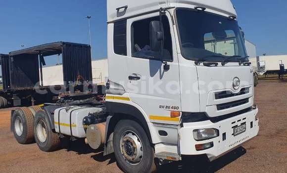 Acheter Occasion Utilitaire DAF CF Blanc à Beitbridge, Matabeleland South Acheter Occasion Utilitaire DAF CF Blanc à Beitbridge, Matabeleland South